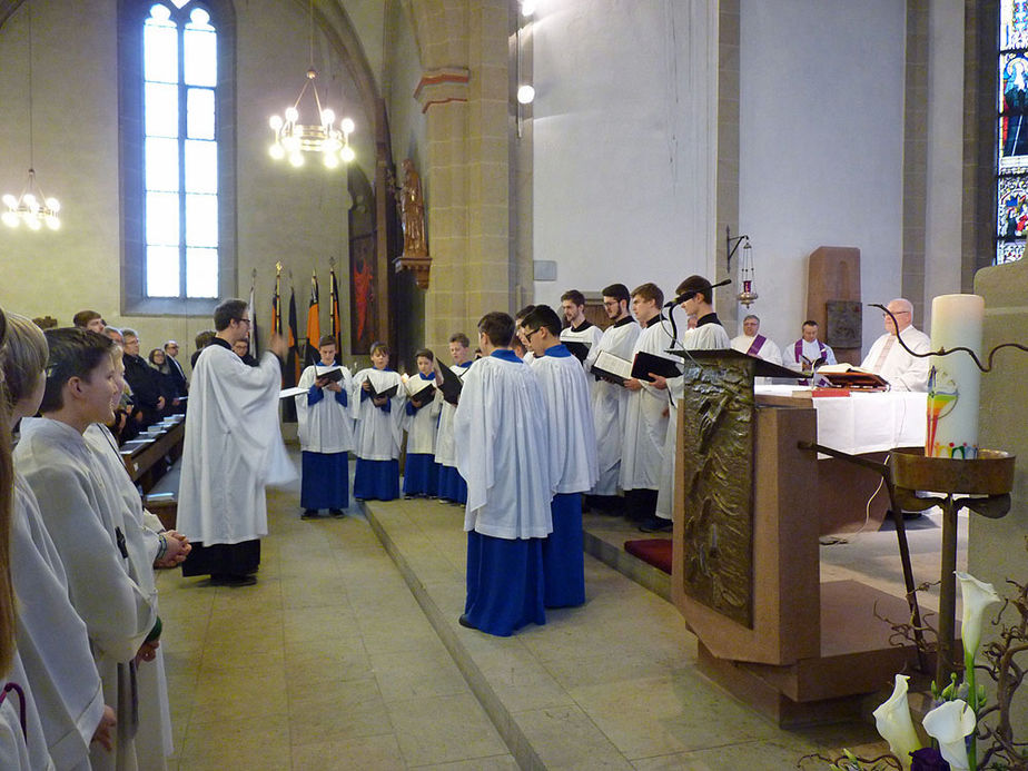 Festgottesdienst zum 50jahrigen Priesterjubiläum von Stadtpfarrer i.R. Geistlichen Rat Ulrich Trzeciok (Foto: Karl-Franz Thiede)